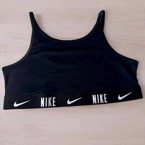 NWT Nike Kids Training Sports Bra Large - Picture 1 of 4
